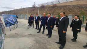  張鐵強(qiáng)到蘭州物流園公司、陸港云鏈公司調(diào)研